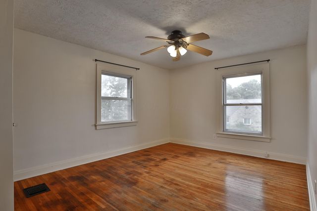 83 Powhatan Avenue, Columbus, OH 43204