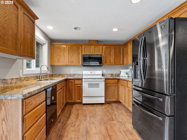 3210 Ne 130TH Ct, Vancouver, WA 98682