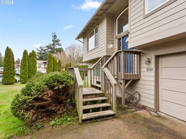 3210 Ne 130TH Ct, Vancouver, WA 98682