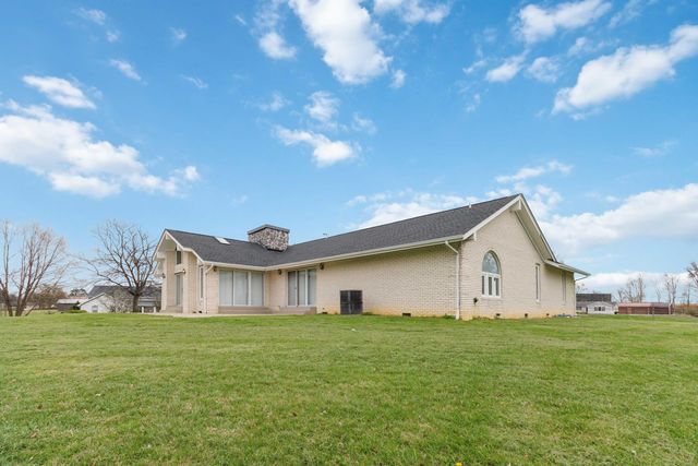 2056 W Laurel Road, London, KY 40741