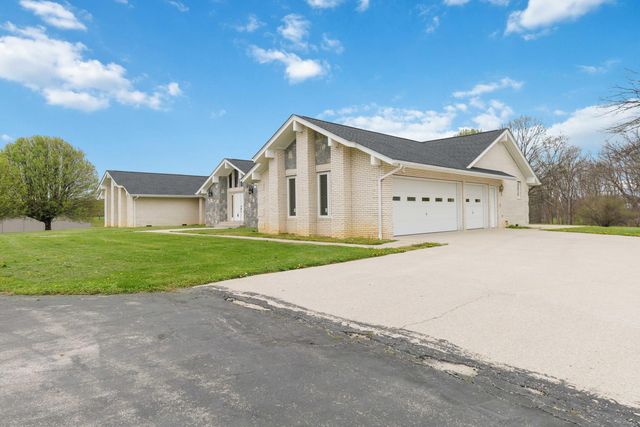 2056 W Laurel Road, London, KY 40741