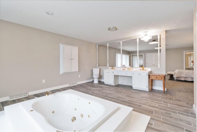 2056 W Laurel Road, London, KY 40741
