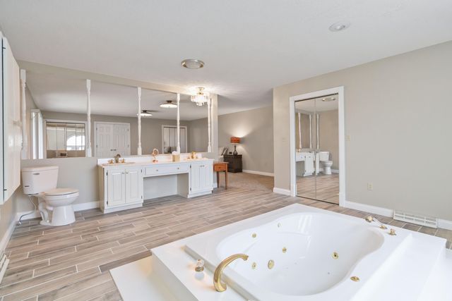 2056 W Laurel Road, London, KY 40741