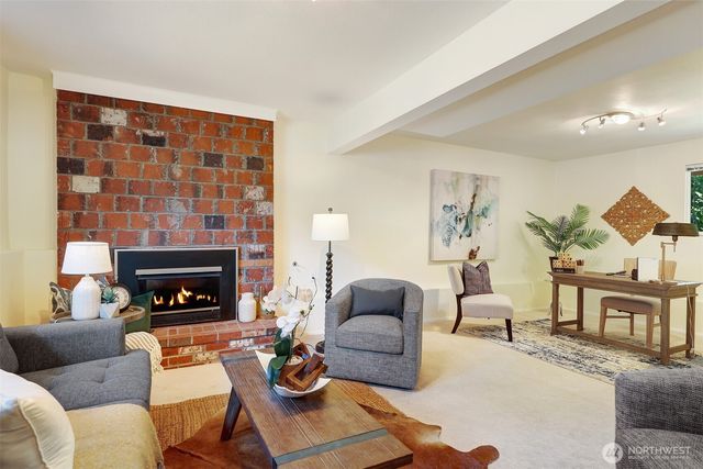 18109 56th Avenue W, Lynnwood, WA 98037