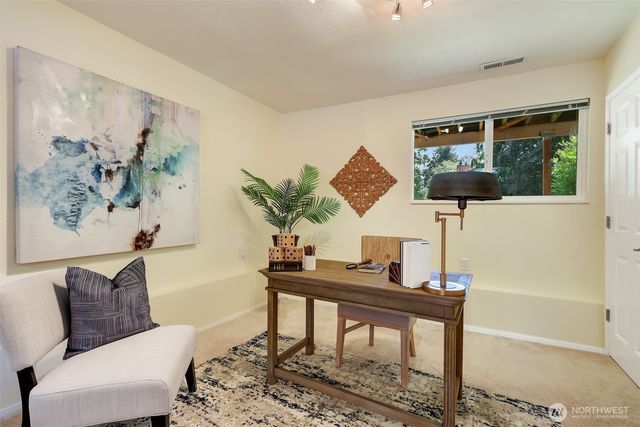 18109 56th Avenue W, Lynnwood, WA 98037