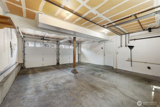 18109 56th Avenue W, Lynnwood, WA 98037