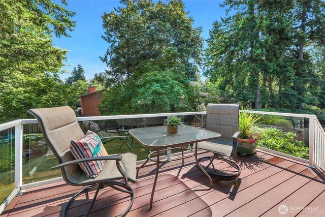 18109 56th Avenue W, Lynnwood, WA 98037