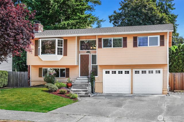 18109 56th Avenue W, Lynnwood, WA 98037