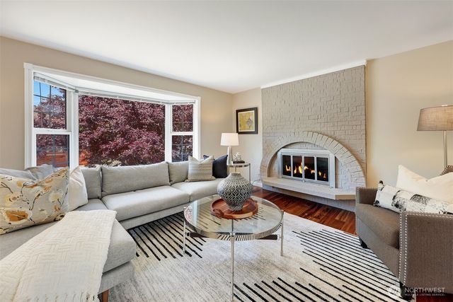 18109 56th Avenue W, Lynnwood, WA 98037