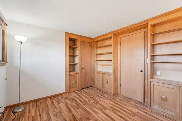 1009 Spring Valley ROAD, Burlington, WI 53105