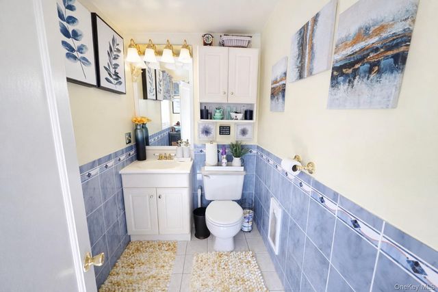 2725 Fenton Avenue, Bronx, NY 10469