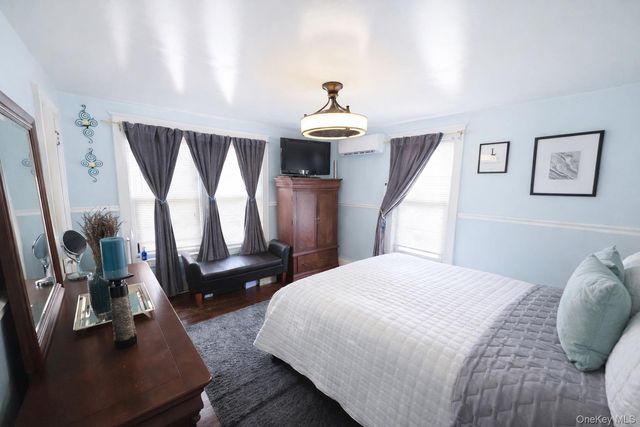 2725 Fenton Avenue, Bronx, NY 10469