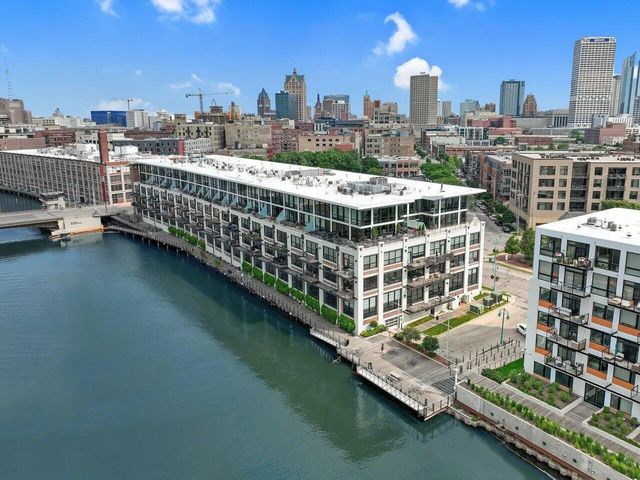 311 E Erie STREET ##203, Milwaukee, WI 53202