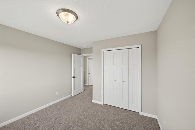 1404 Woods Road NE, Isanti, MN 55040