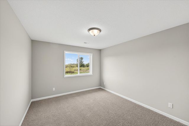 1404 Woods Road NE, Isanti, MN 55040