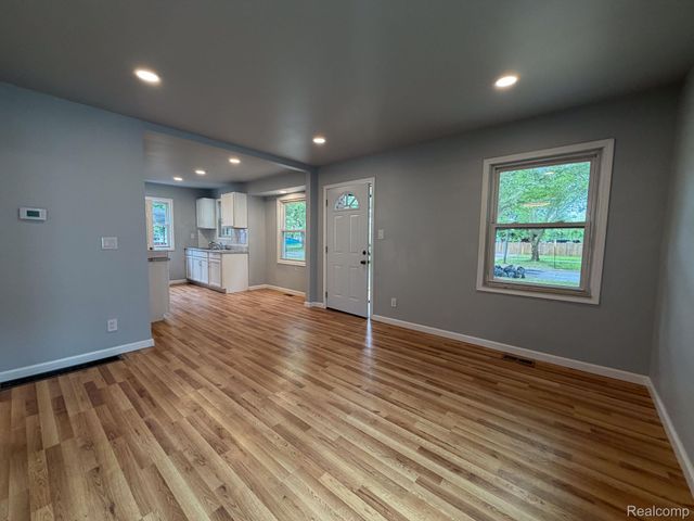 19940 Strasburg Street, Detroit, MI 48205
