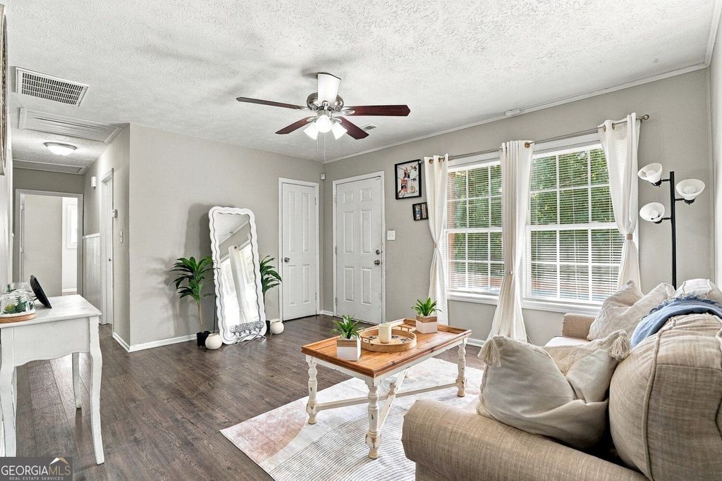 8570 Kennesaw Court, Jonesboro, GA 30238 — photo 4