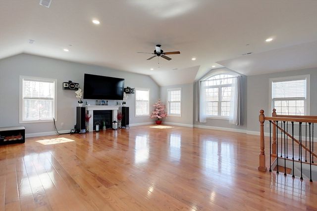 3 Chamberlain Way, Pepperell, MA 01463
