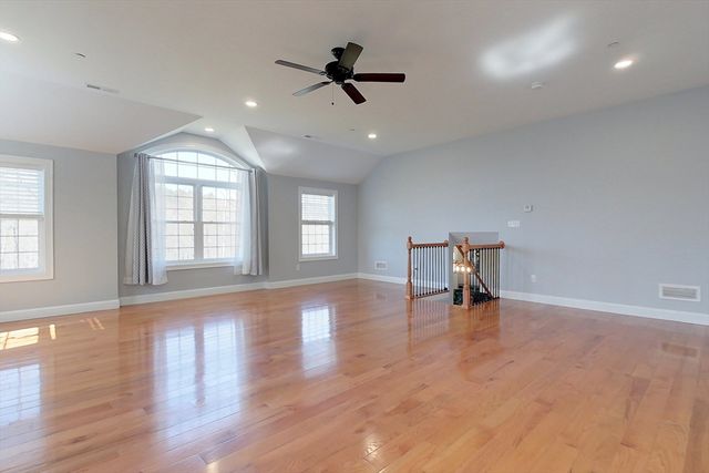 3 Chamberlain Way, Pepperell, MA 01463
