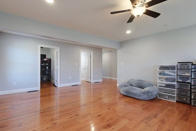 3 Chamberlain Way, Pepperell, MA 01463