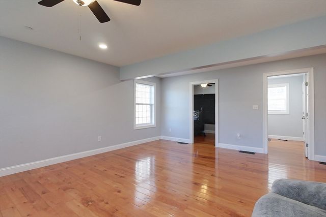 3 Chamberlain Way, Pepperell, MA 01463