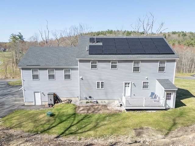 3 Chamberlain Way, Pepperell, MA 01463