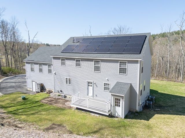 3 Chamberlain Way, Pepperell, MA 01463