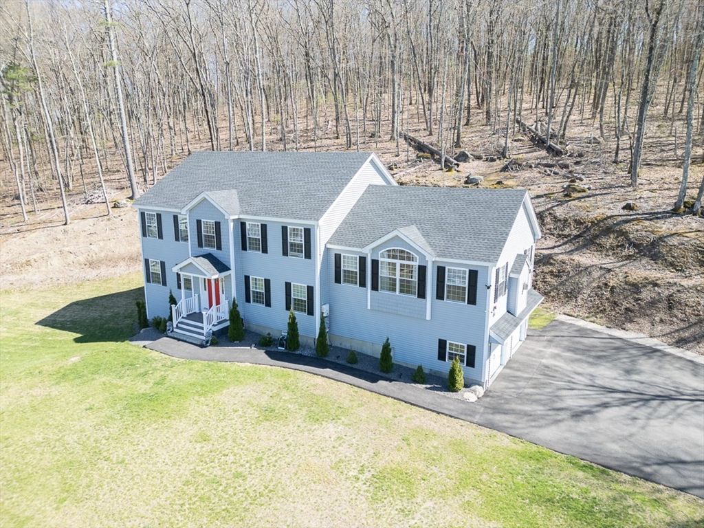 3 Chamberlain Way, Pepperell, MA 01463