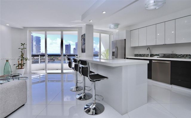 3600 Mystic Pointe Dr 1115, Aventura, FL 33180