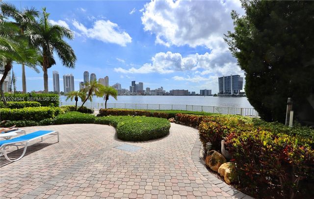3600 Mystic Pointe Dr 1115, Aventura, FL 33180