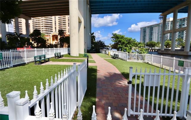 3600 Mystic Pointe Dr 1115, Aventura, FL 33180