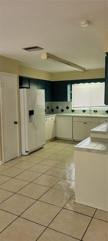 2201 NW 36TH DRIVE, Gainesville, FL 32605