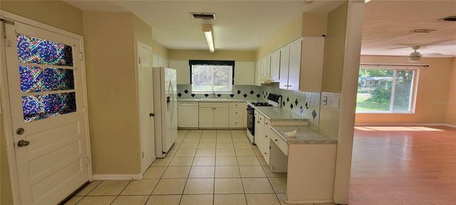 2201 NW 36TH DRIVE, Gainesville, FL 32605