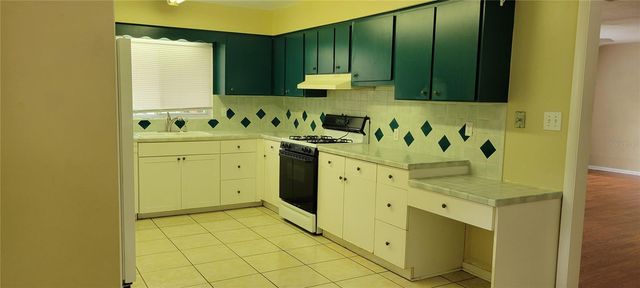 2201 NW 36TH DRIVE, Gainesville, FL 32605