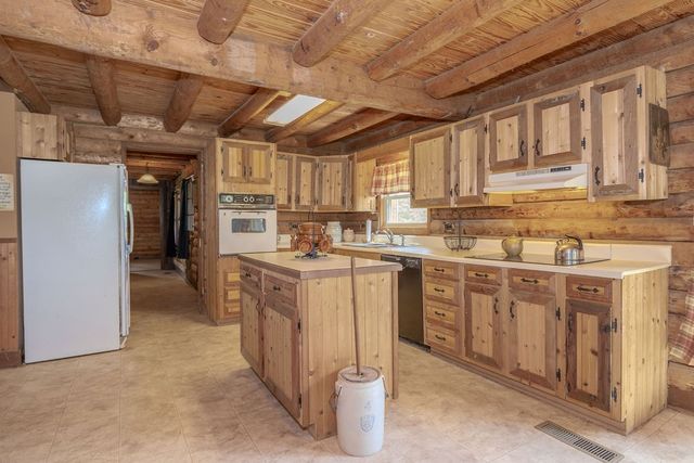 2948 Thompson Rd, Murfreesboro, TN 37128