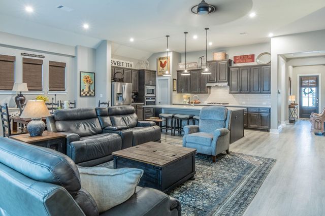 312 Teakmill TRL, San Marcos, TX 78666