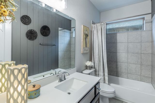 312 Teakmill TRL, San Marcos, TX 78666