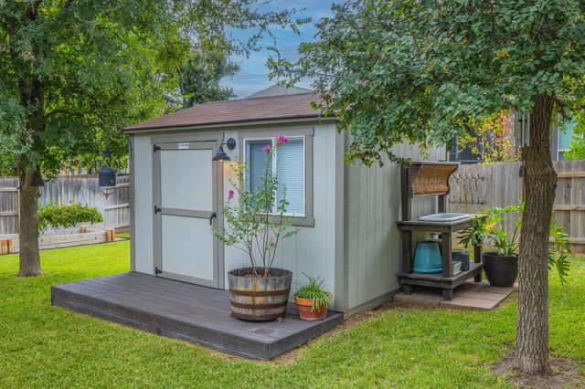 312 Teakmill TRL, San Marcos, TX 78666
