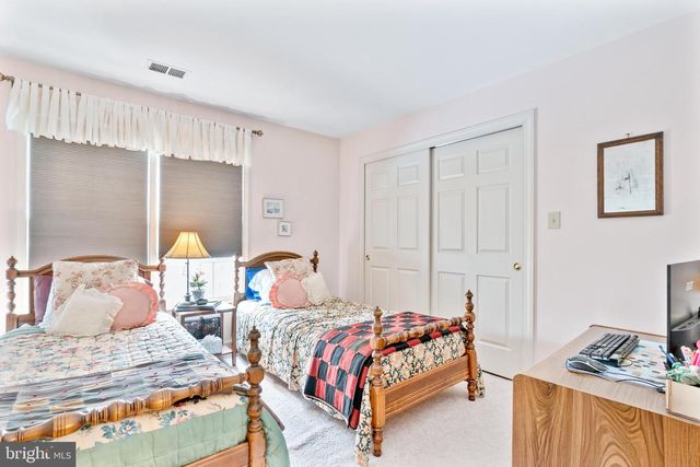 22109 CREEKVIEW DR, Gaithersburg, MD 20882