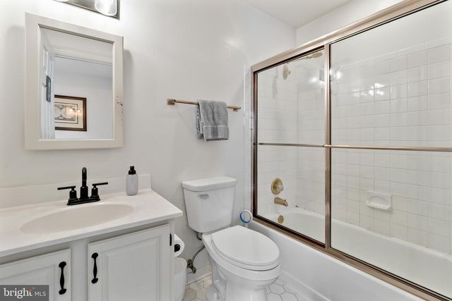 22109 CREEKVIEW DR, Gaithersburg, MD 20882