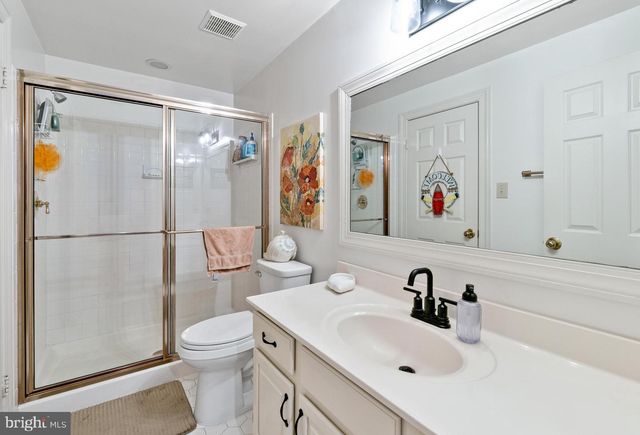 22109 CREEKVIEW DR, Gaithersburg, MD 20882