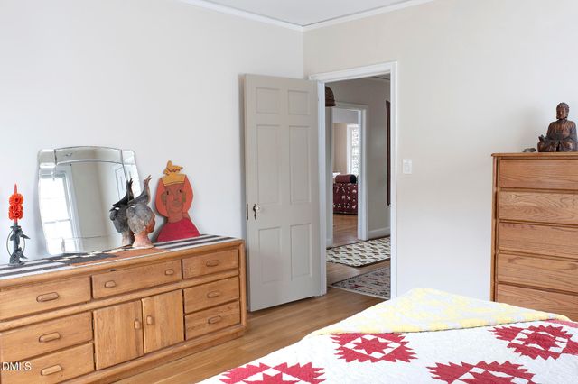 111 W Markham Avenue, Durham, NC 27701