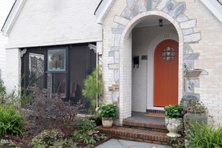 111 W Markham Avenue, Durham, NC 27701