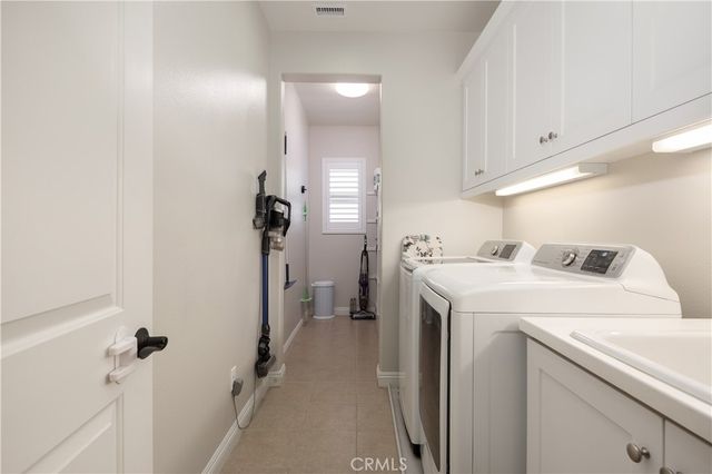 22 Preston Place, Tustin, CA 92782