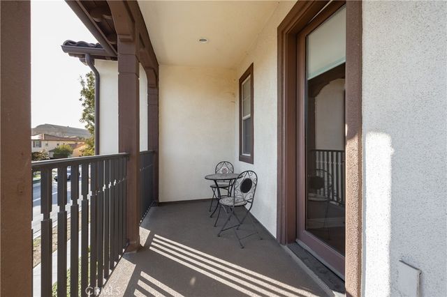 22 Preston Place, Tustin, CA 92782
