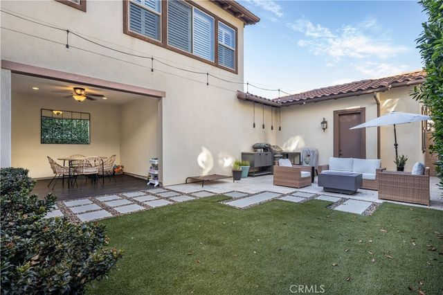22 Preston Place, Tustin, CA 92782