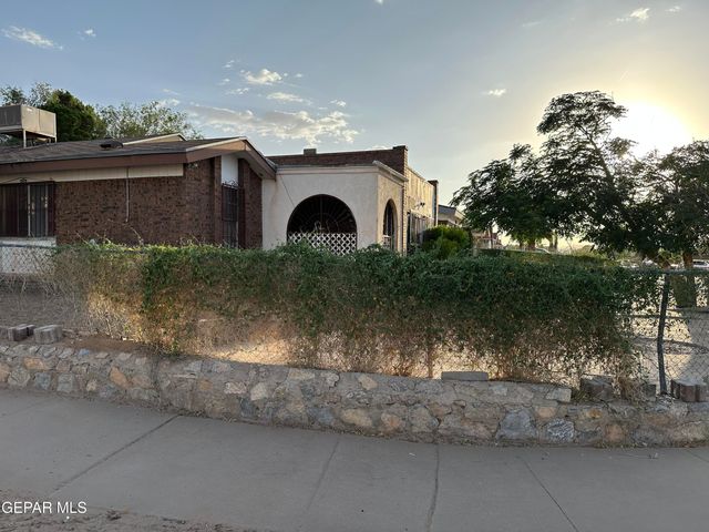 11760 JOHN POLLEY Circle, El Paso, TX 79936