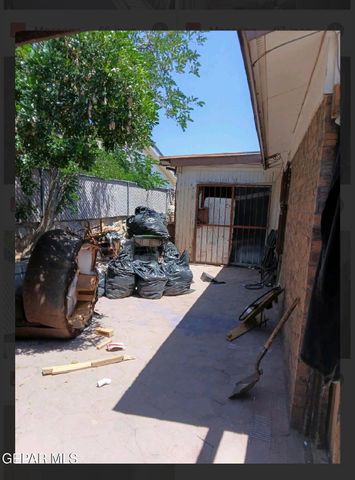 11760 JOHN POLLEY Circle, El Paso, TX 79936