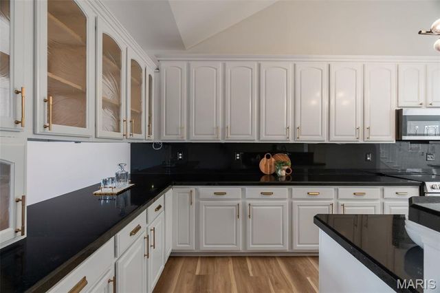 730 Willow Spring Hill Court, Chesterfield, MO 63017