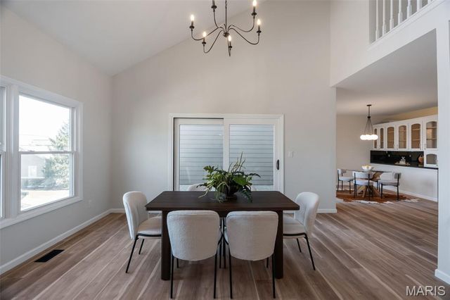 730 Willow Spring Hill Court, Chesterfield, MO 63017